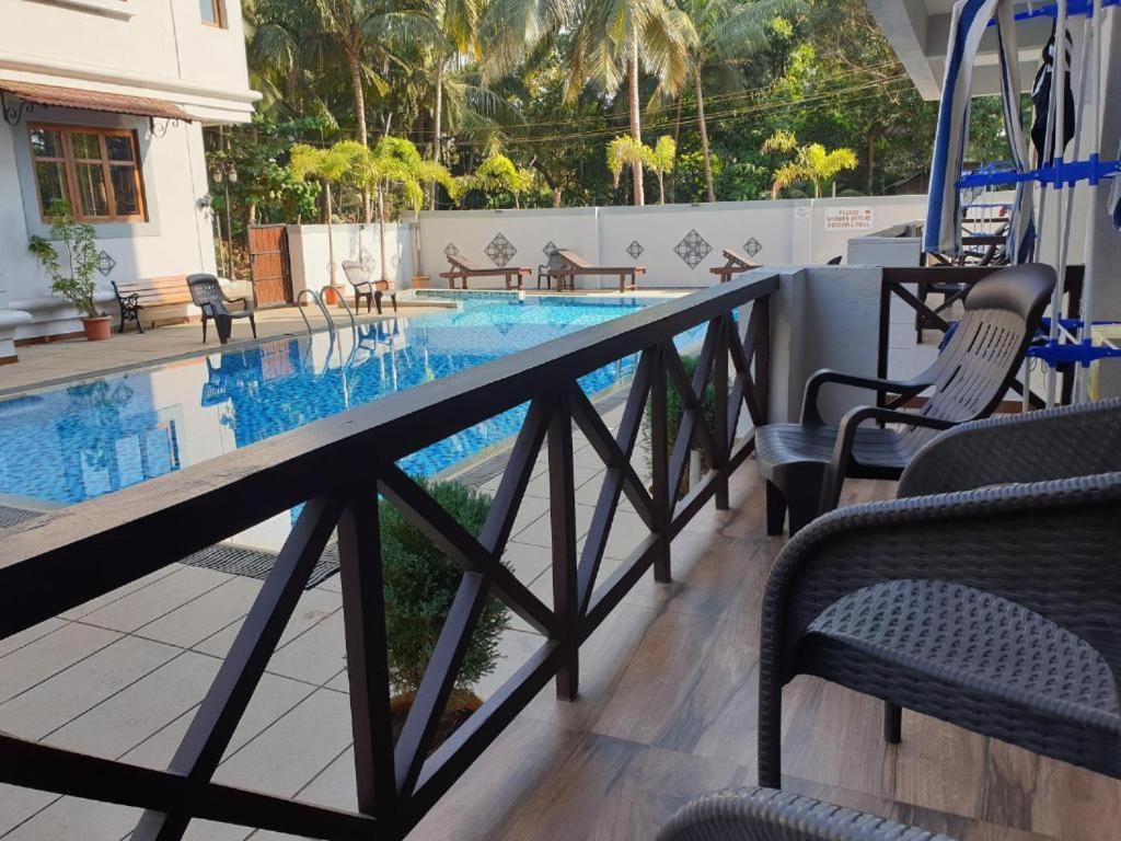 Coastal Suites Apart Hotel ---- 8 Minutes Walk To Beach Бенаулим Экстерьер фото