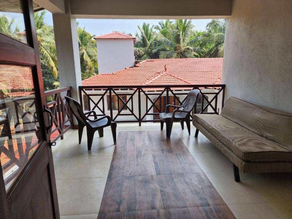Coastal Suites Apart Hotel ---- 8 Minutes Walk To Beach Бенаулим Экстерьер фото