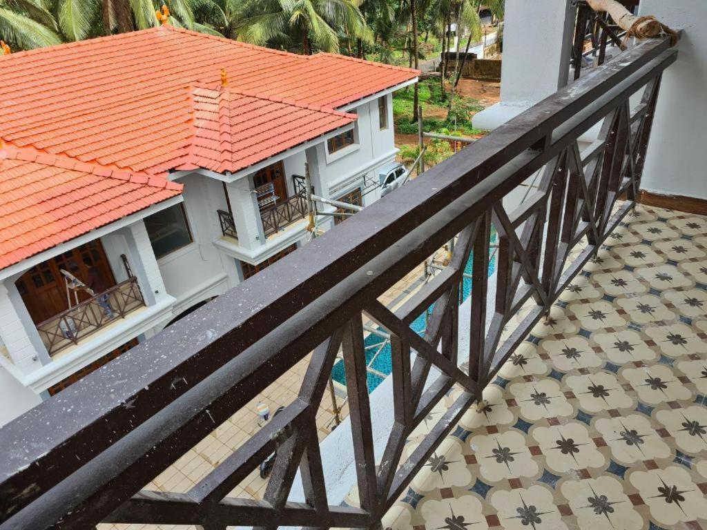 Coastal Suites Apart Hotel ---- 8 Minutes Walk To Beach Бенаулим Экстерьер фото